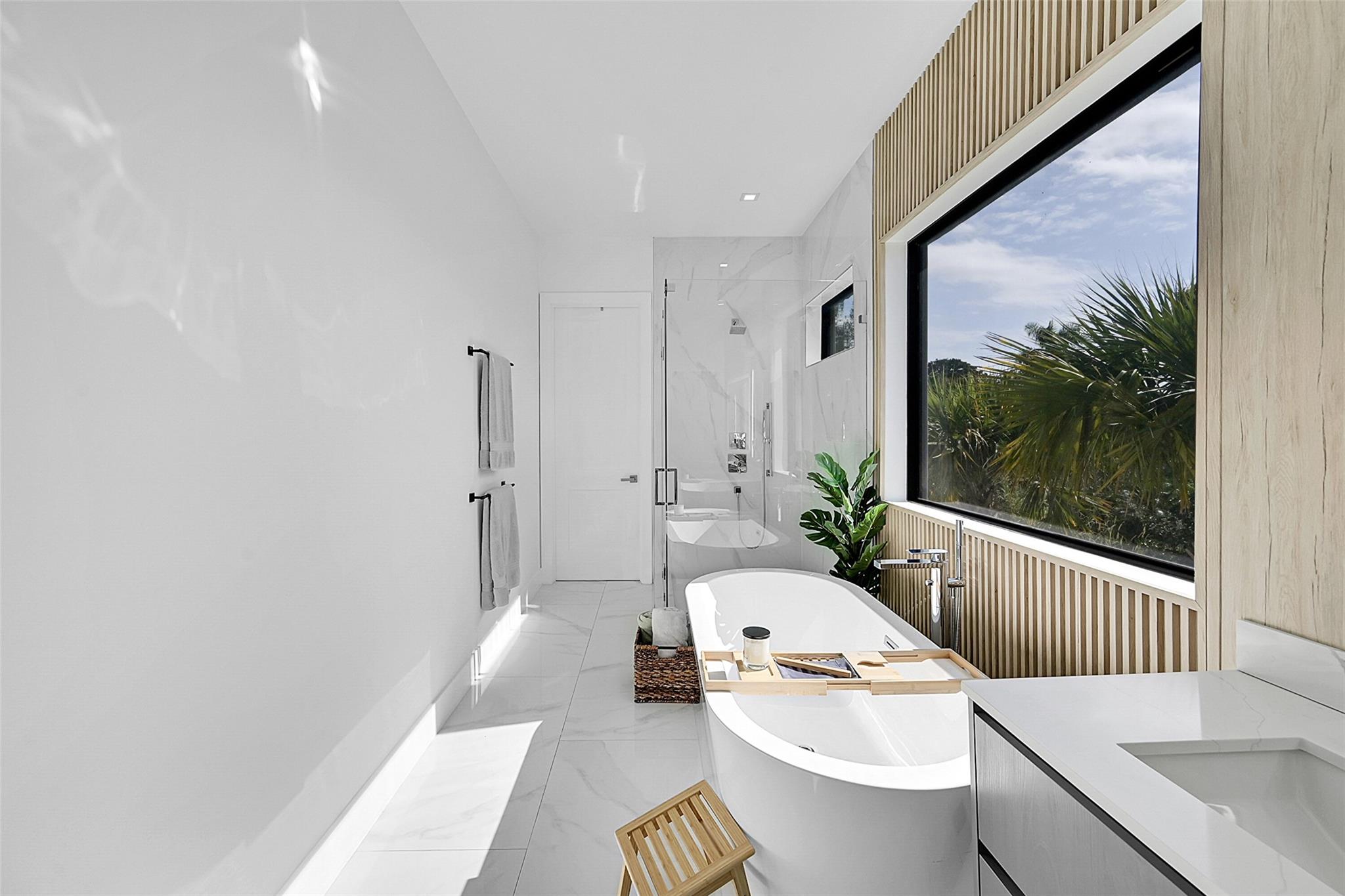 Farida 176-152 B - Residential