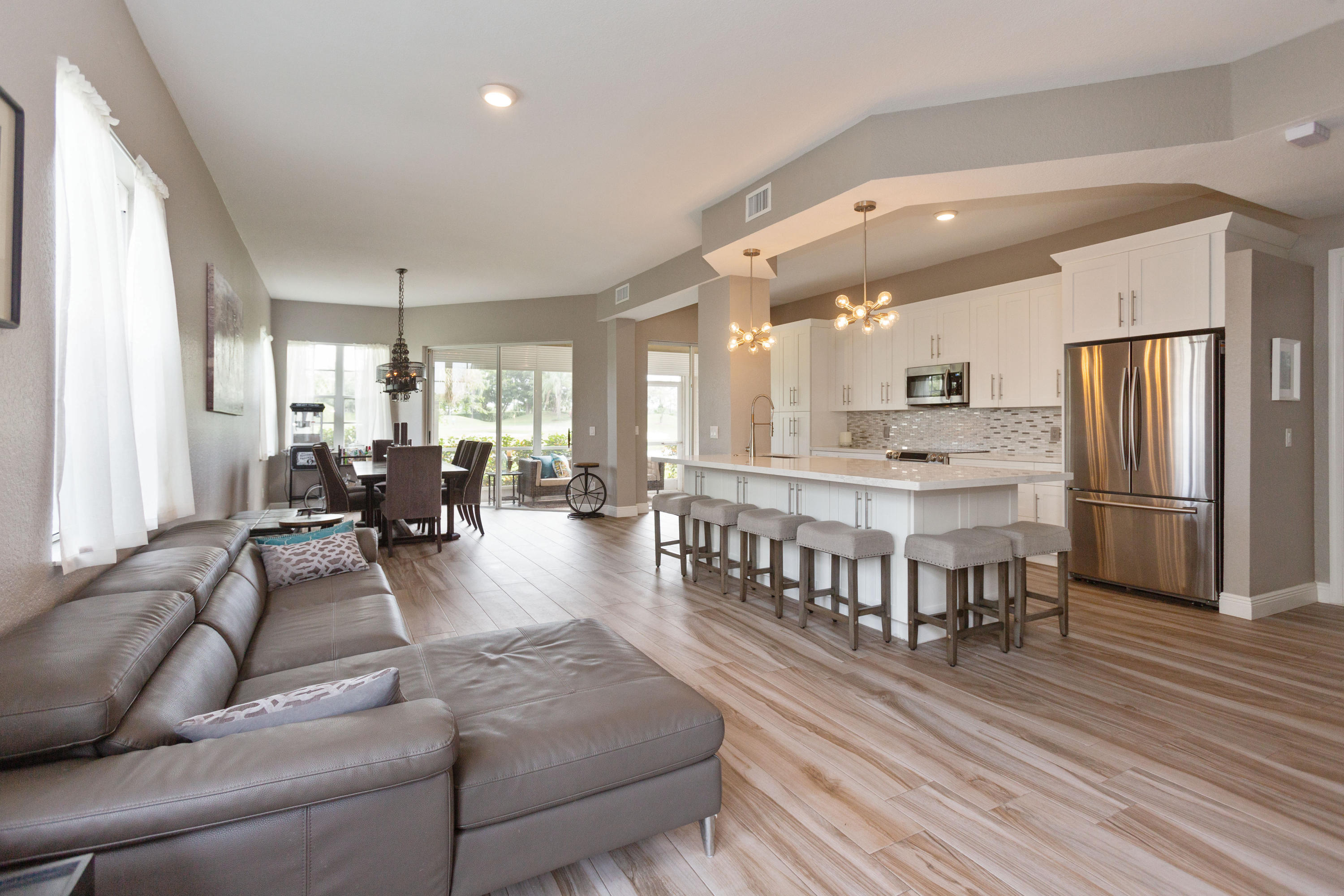 10208 Andover Coach Circle G1