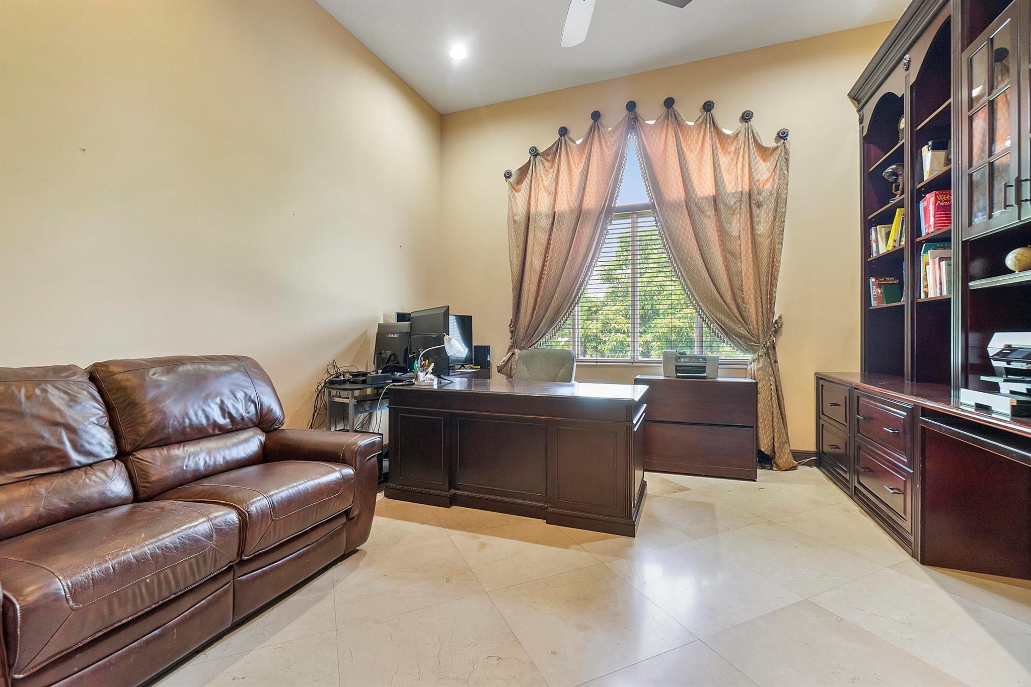 DEER RUN - Residential