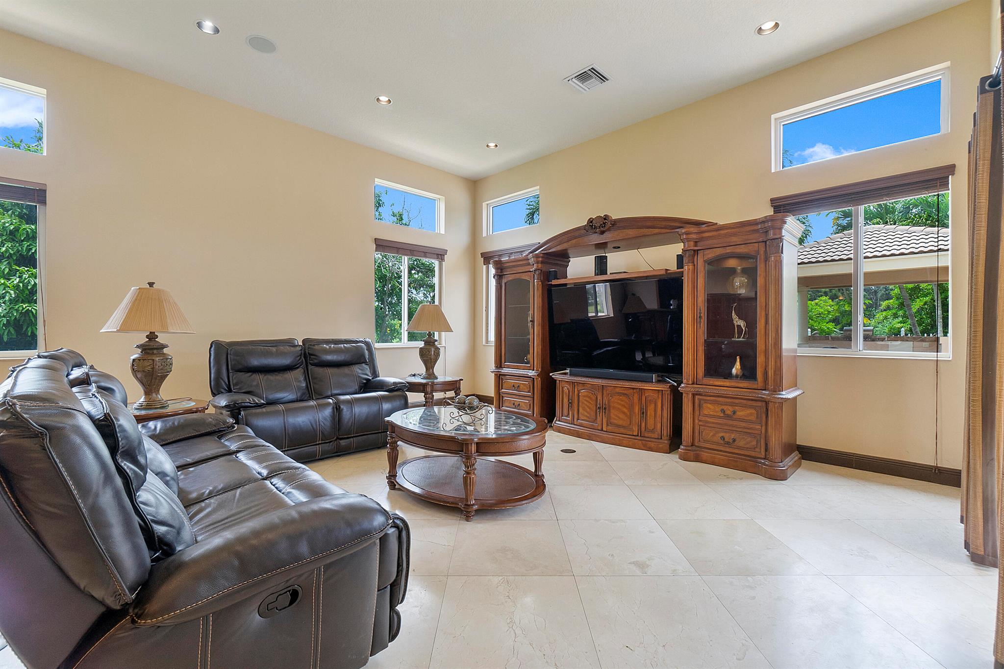 DEER RUN - Residential