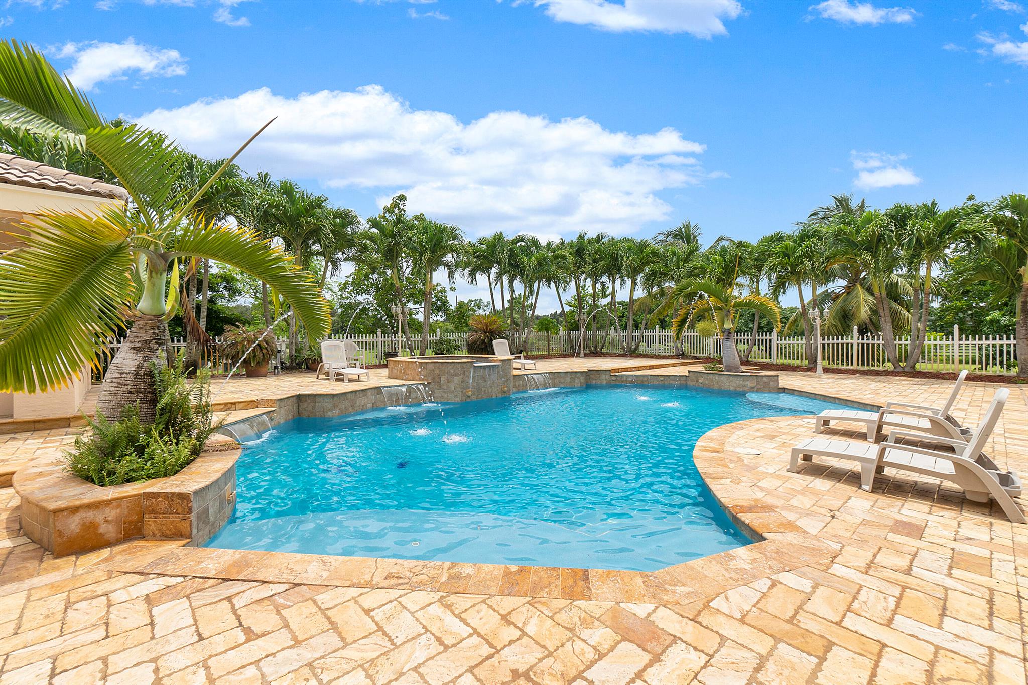 DEER RUN - Residential