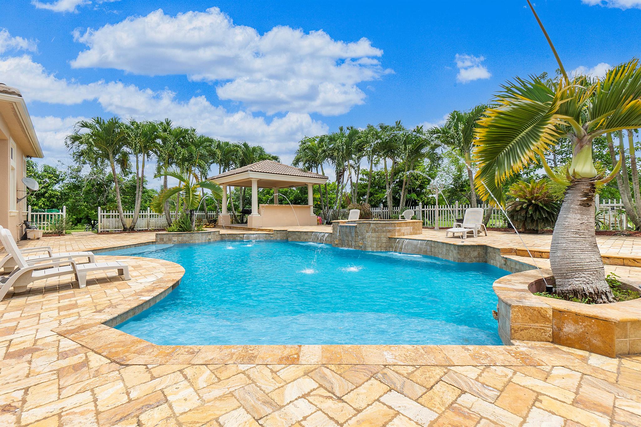 DEER RUN - Residential