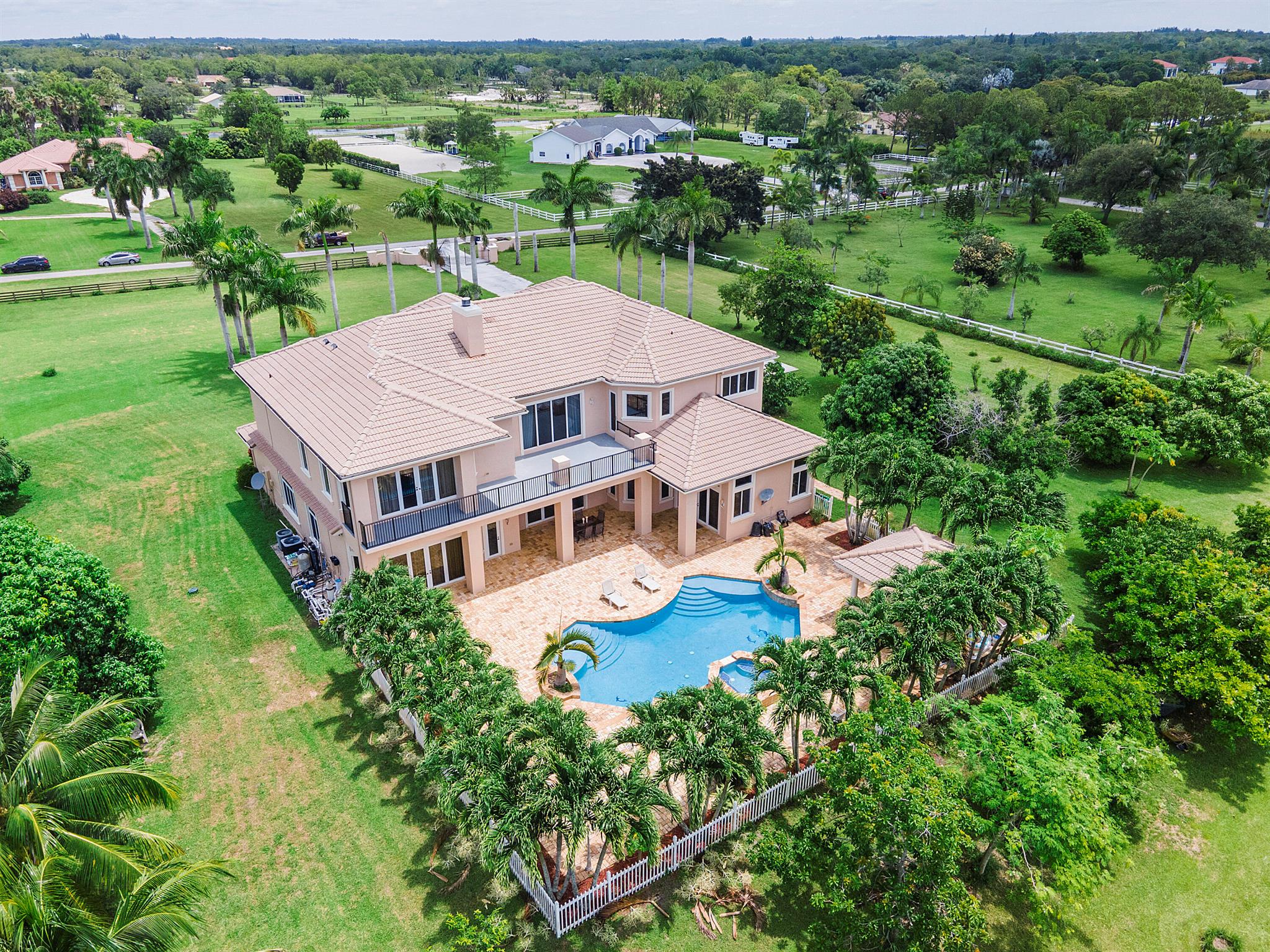 DEER RUN - Residential