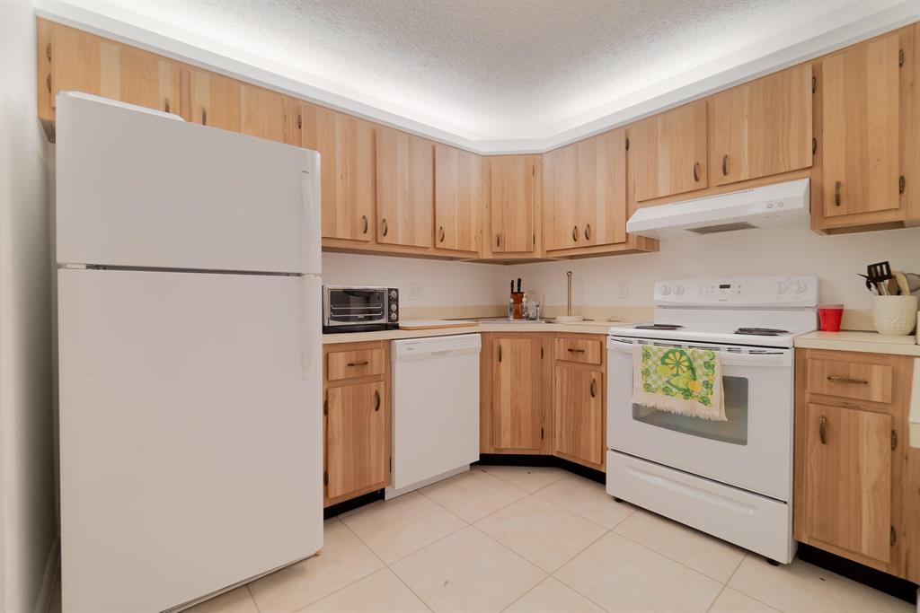 PINE RIDGE IV CONDO - Residential