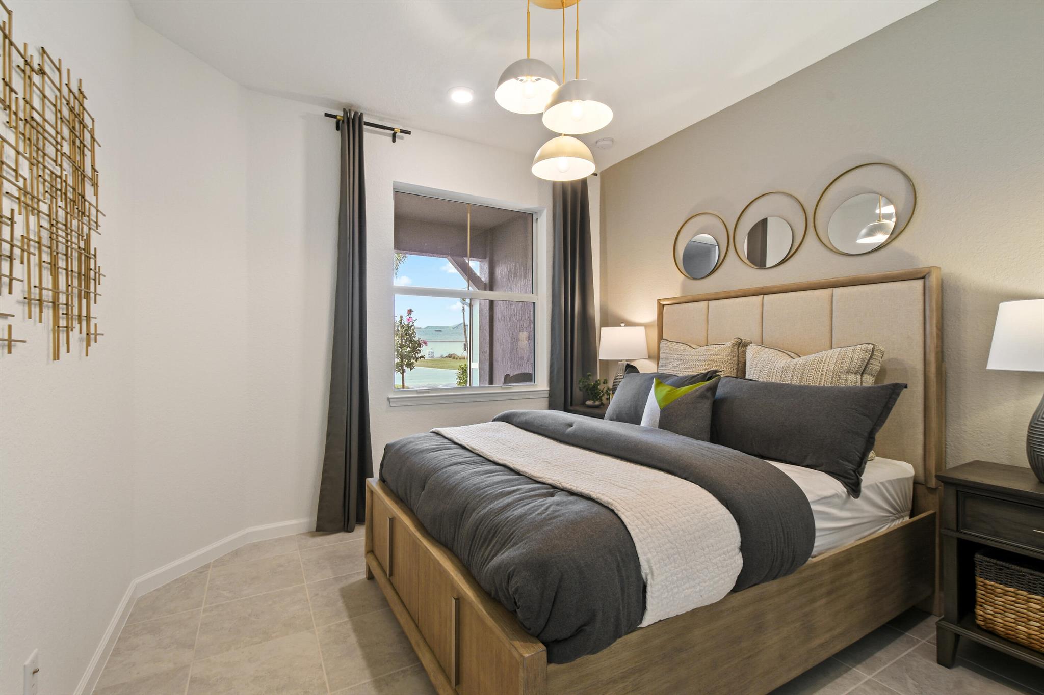 DEL WEBB TRADITION - Residential