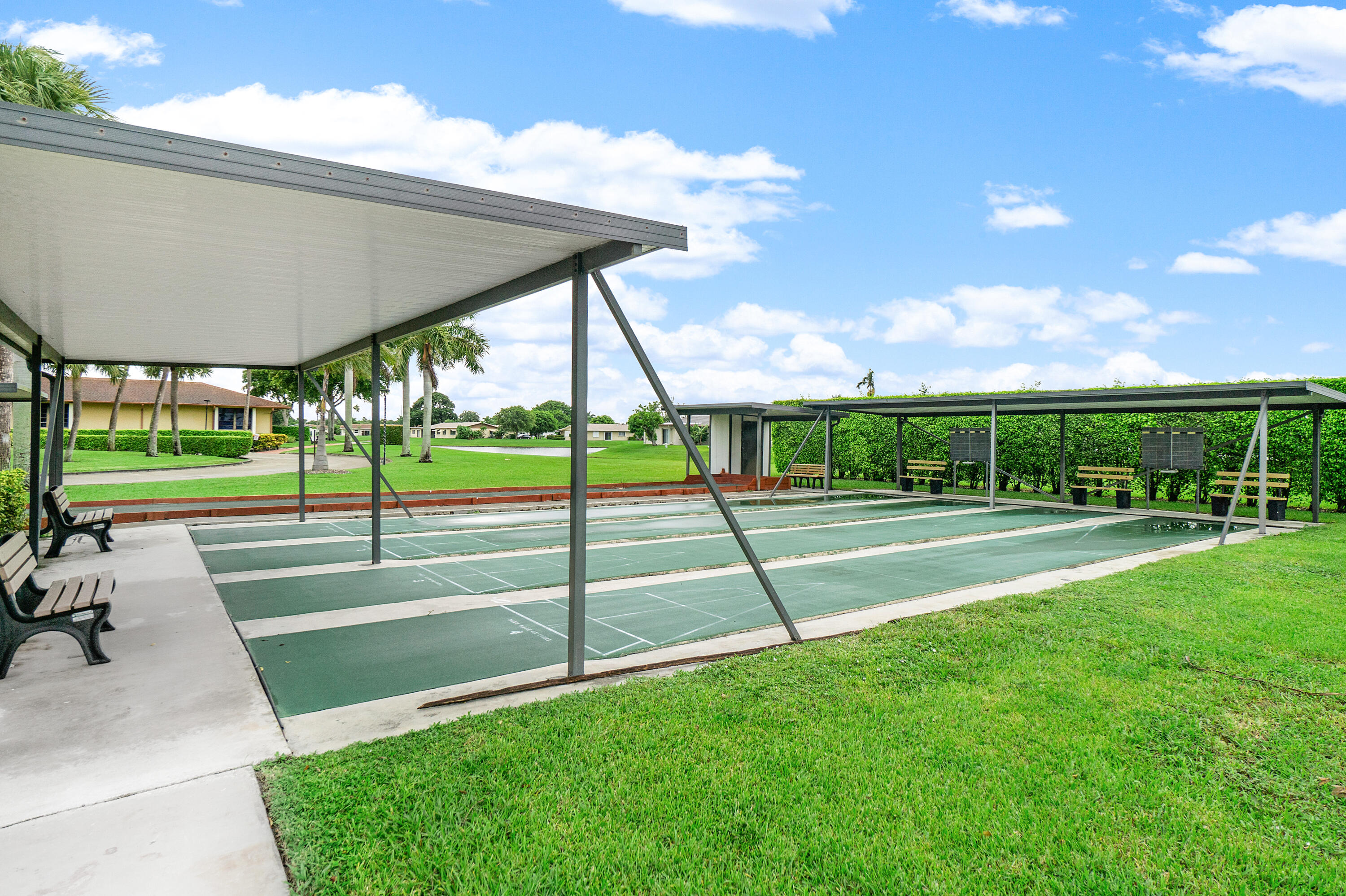 DELRAY VILLAS 5 - Residential