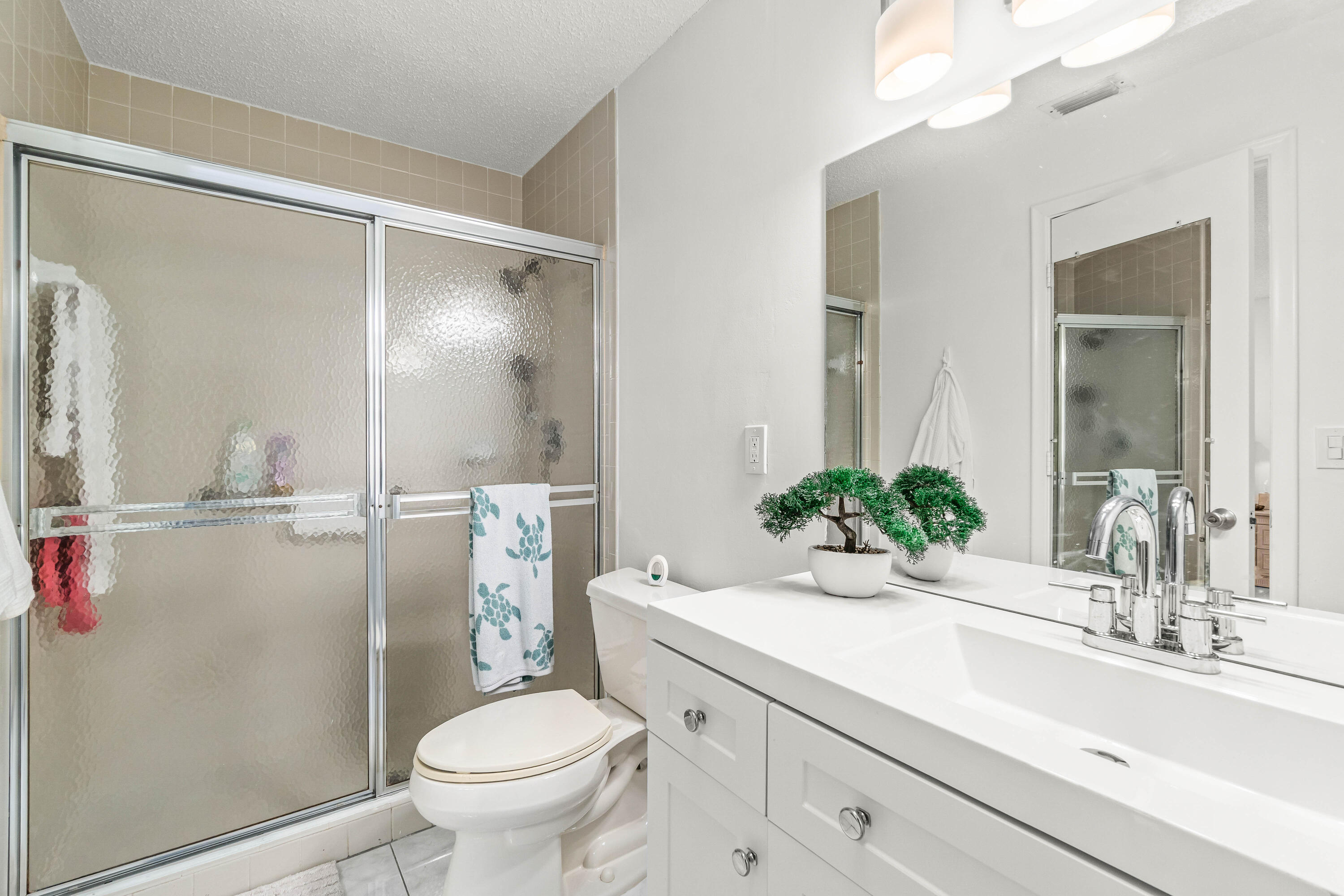 DELRAY VILLAS 5 - Residential