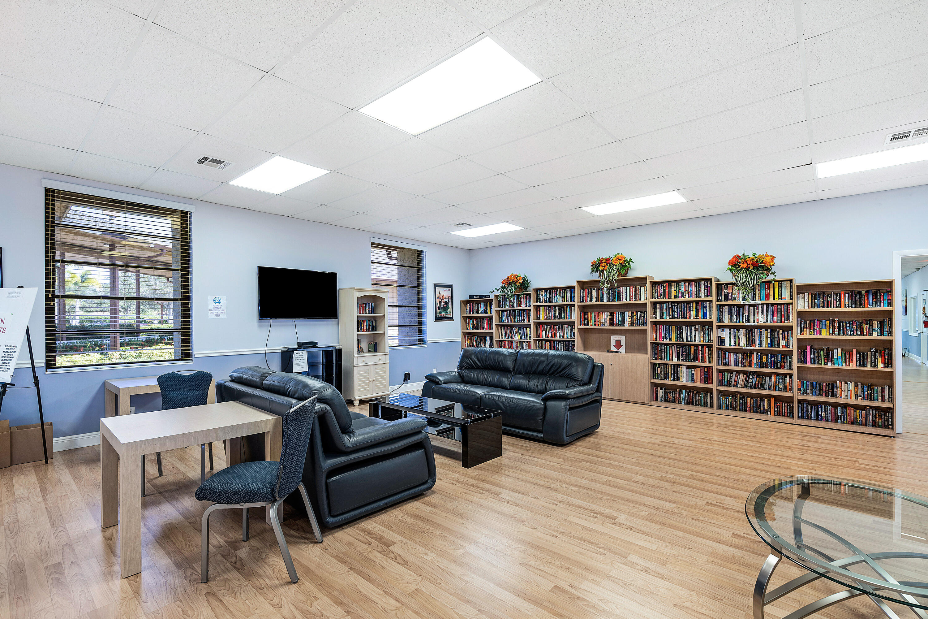 DELRAY VILLAS 5 - Residential