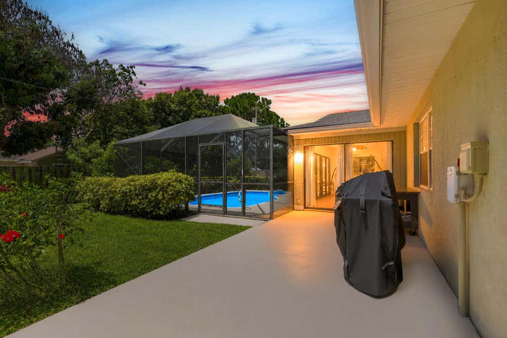 Photo of 2526 SE Victory Avenue, Port Saint Lucie, FL 34952 (MLS # B26049229)