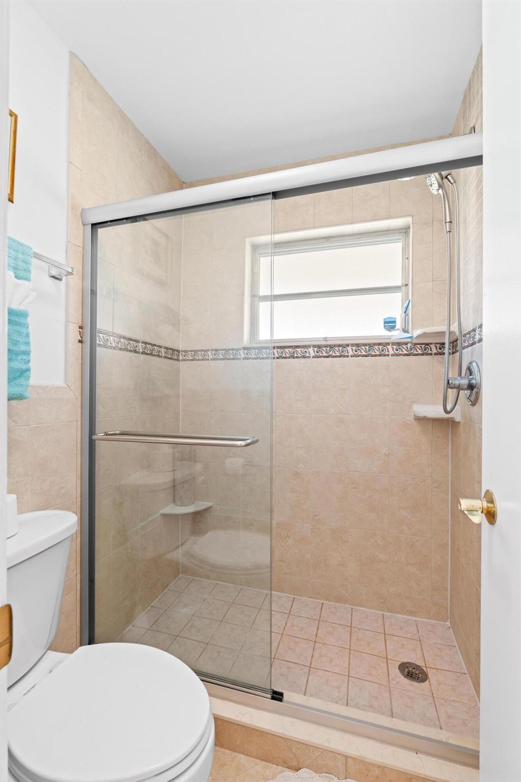 PINE POINT VILLAS CONDO - Residential