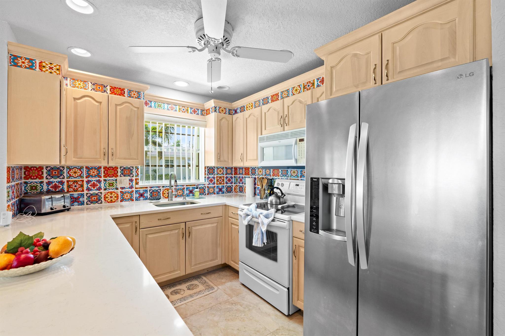 PINE POINT VILLAS CONDO - Residential