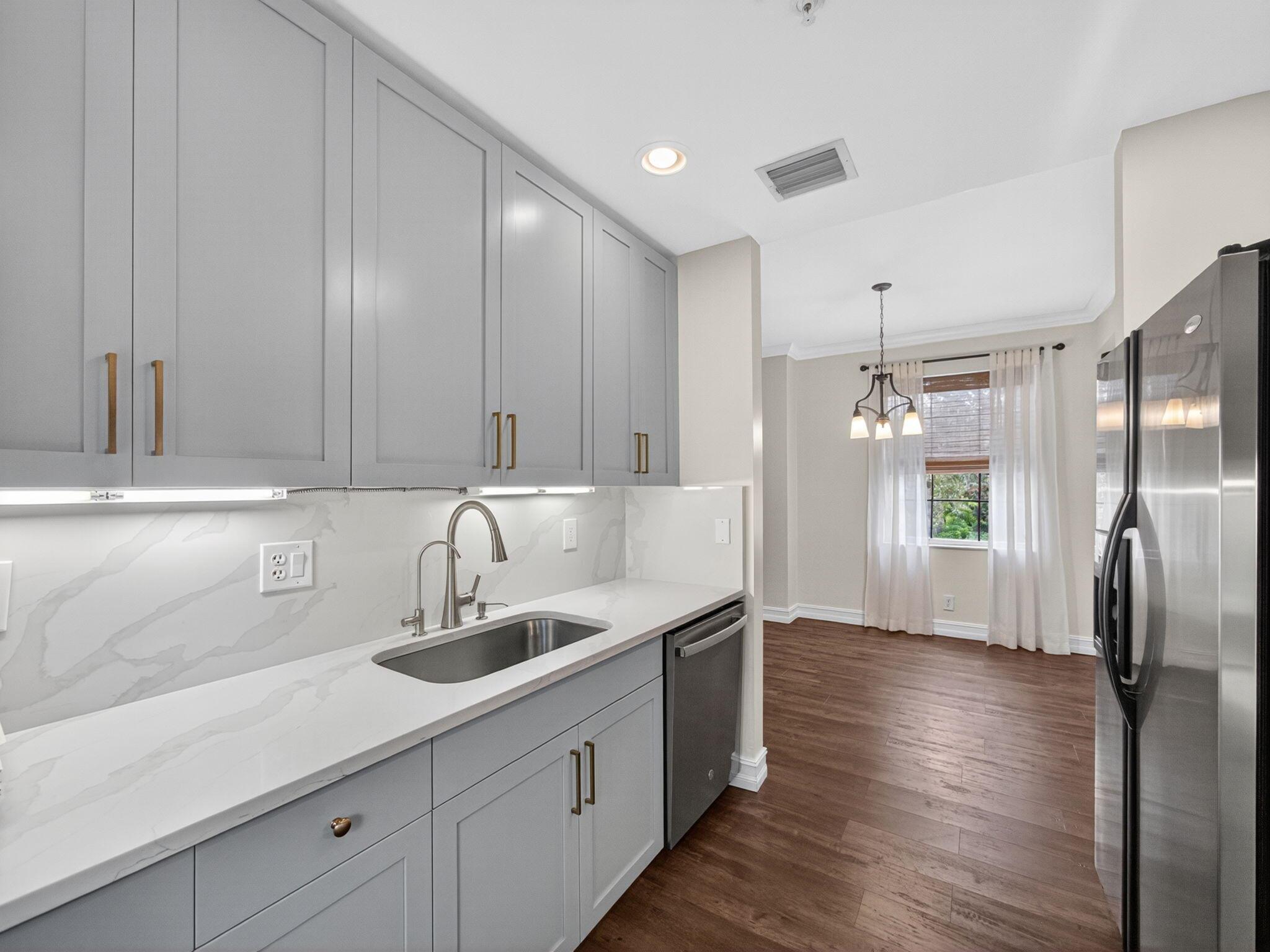 Convention Center Townhom - Residential