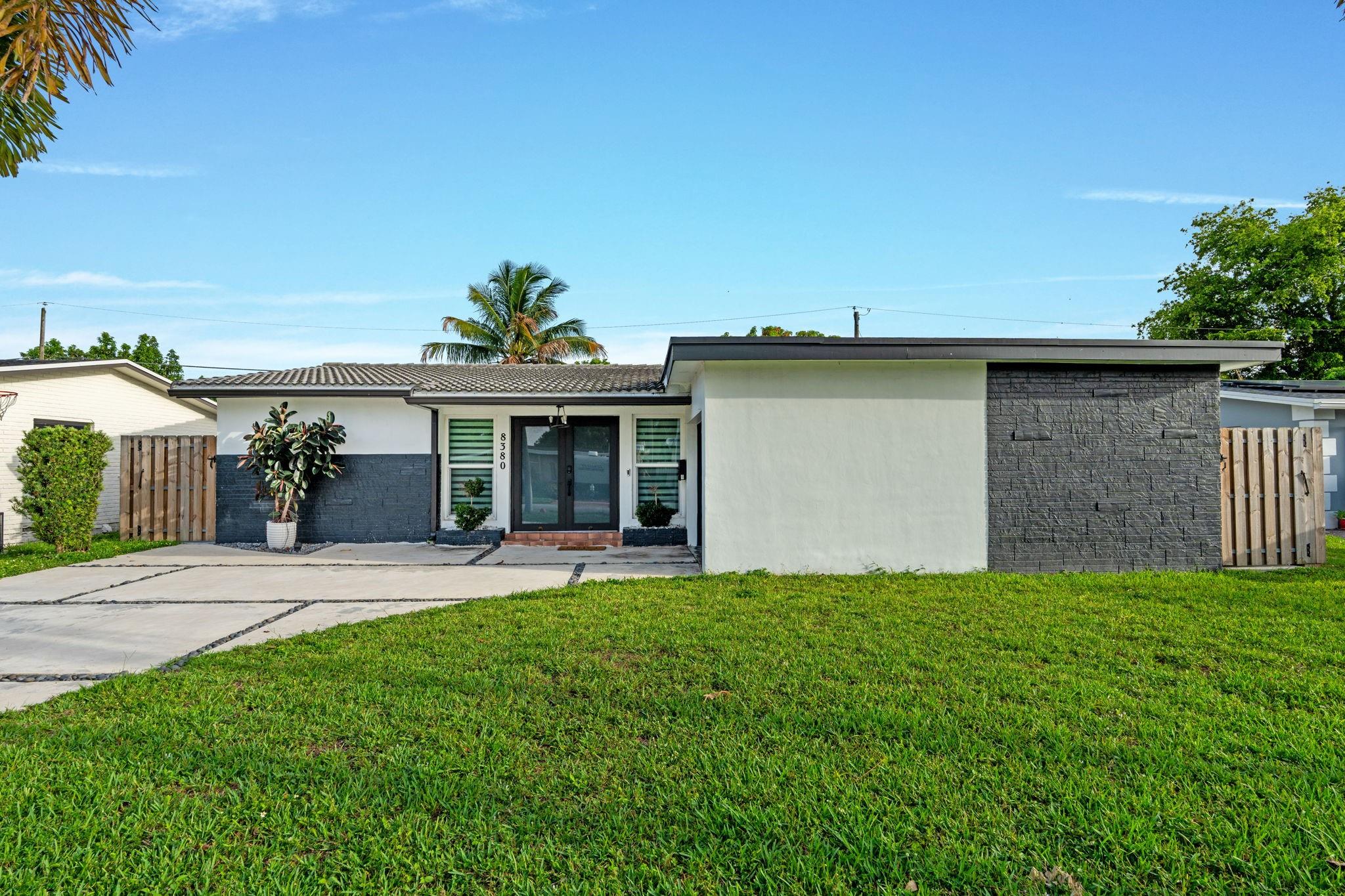 Sunrise Golf Village Sec - Residential