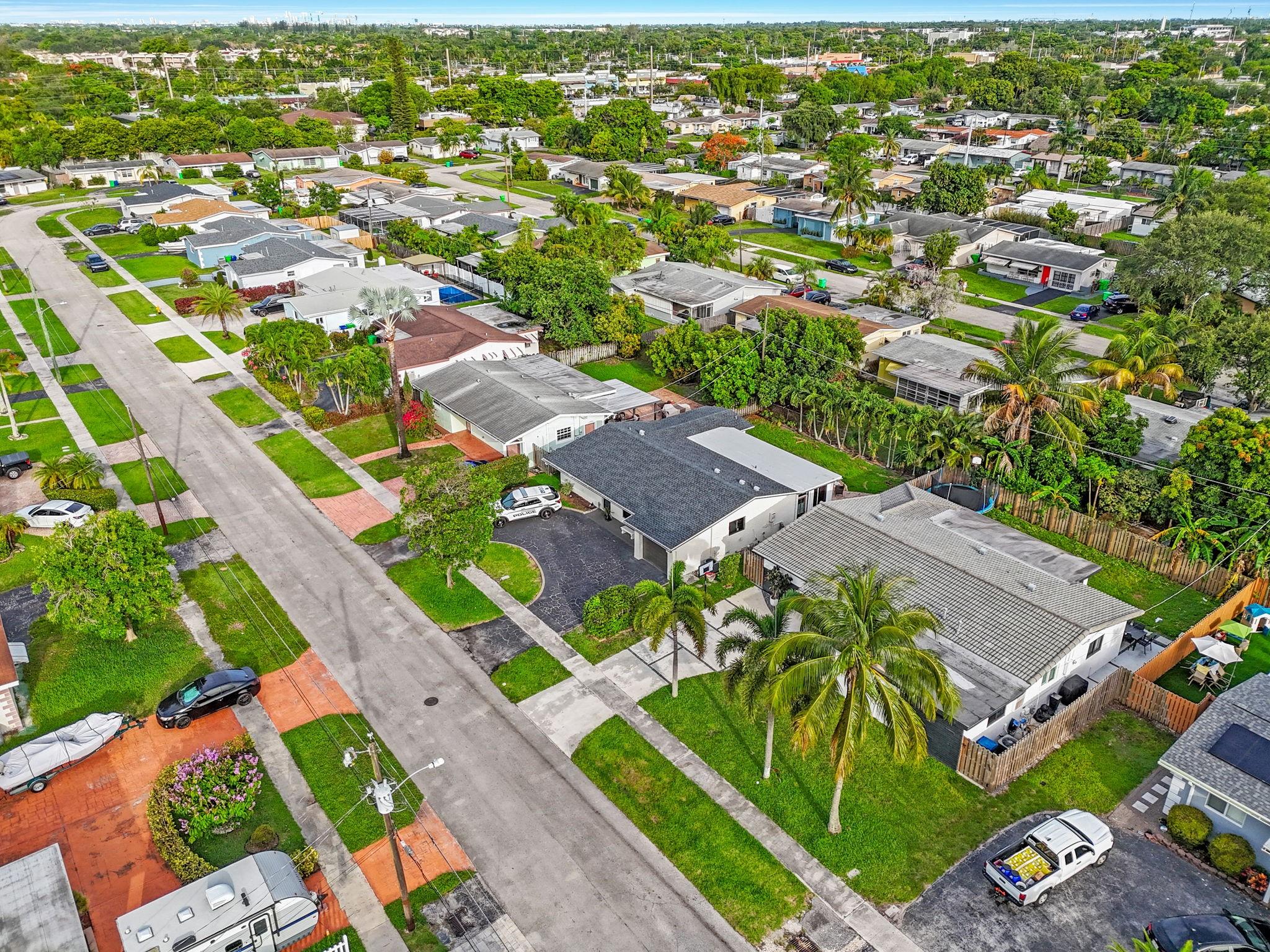 Sunrise Golf Village Sec - Residential