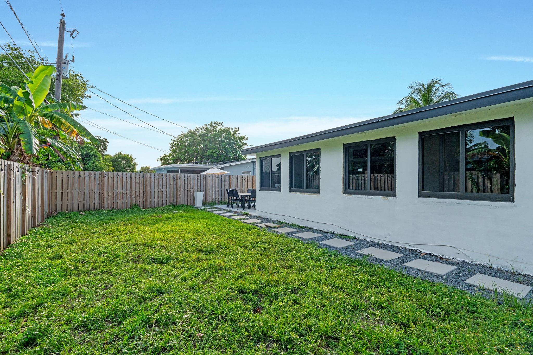 Sunrise Golf Village Sec - Residential