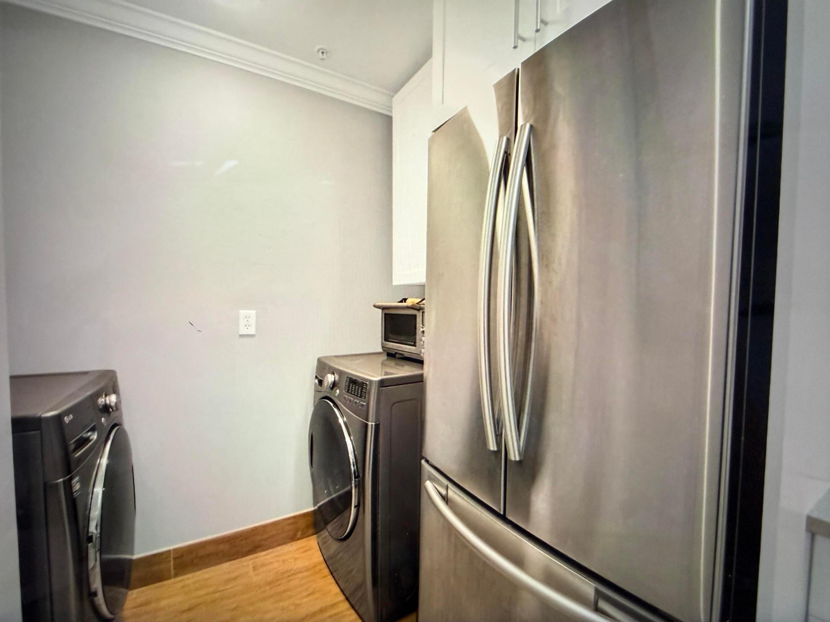 RESIDENCES AT MIDTOWN CONDO - Residential