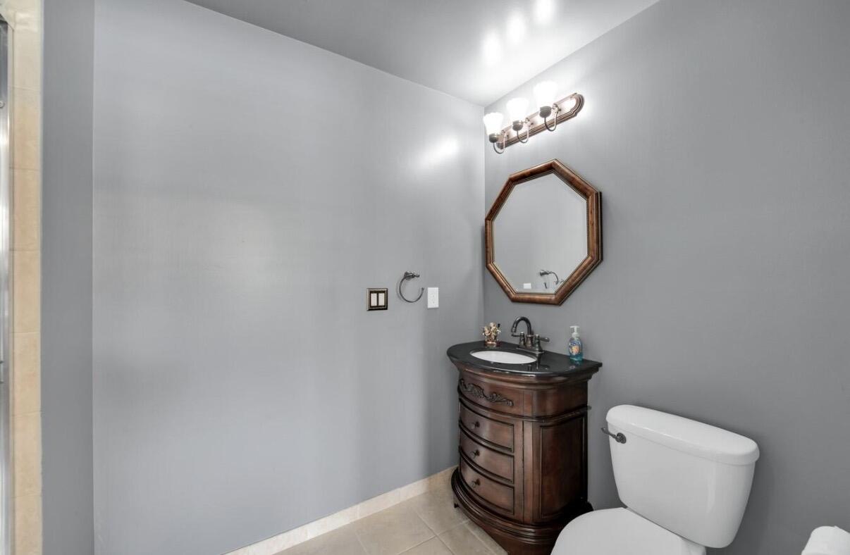 RESIDENCES AT MIDTOWN CONDO - Residential