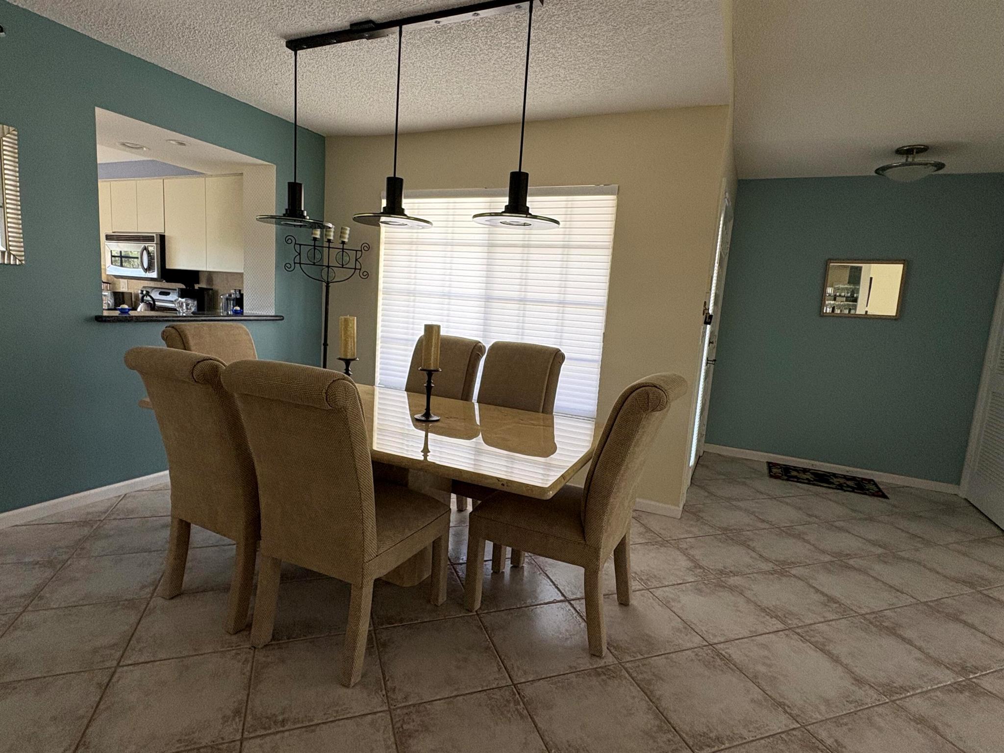 GLENEAGLES CONDO III - Residential Lease