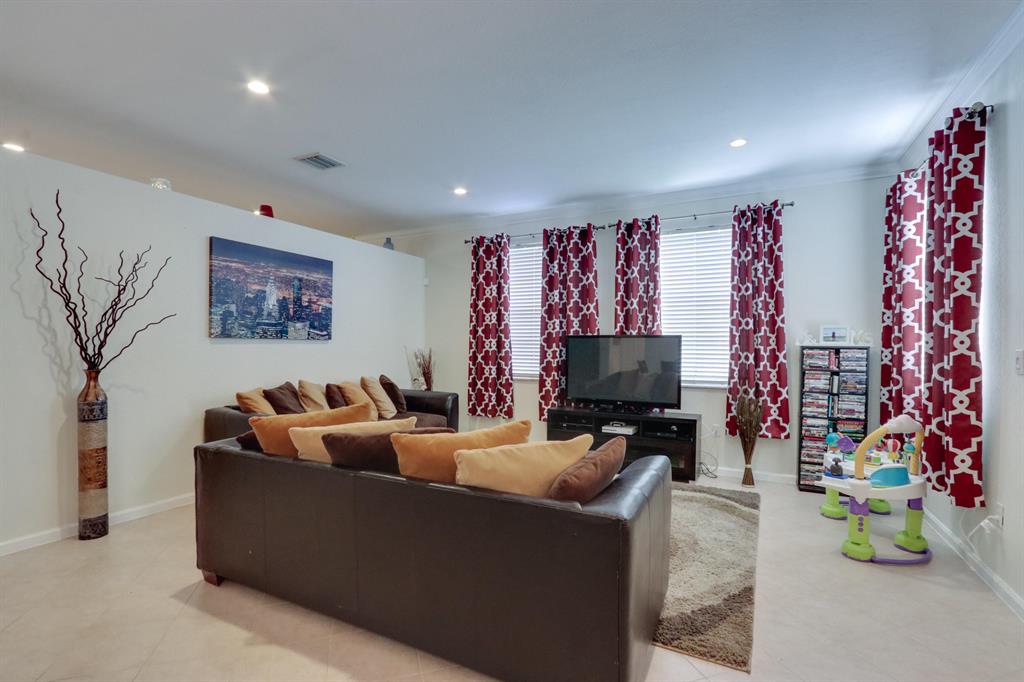 MADISON GREEN 1 PARS A, H AND K - Residential