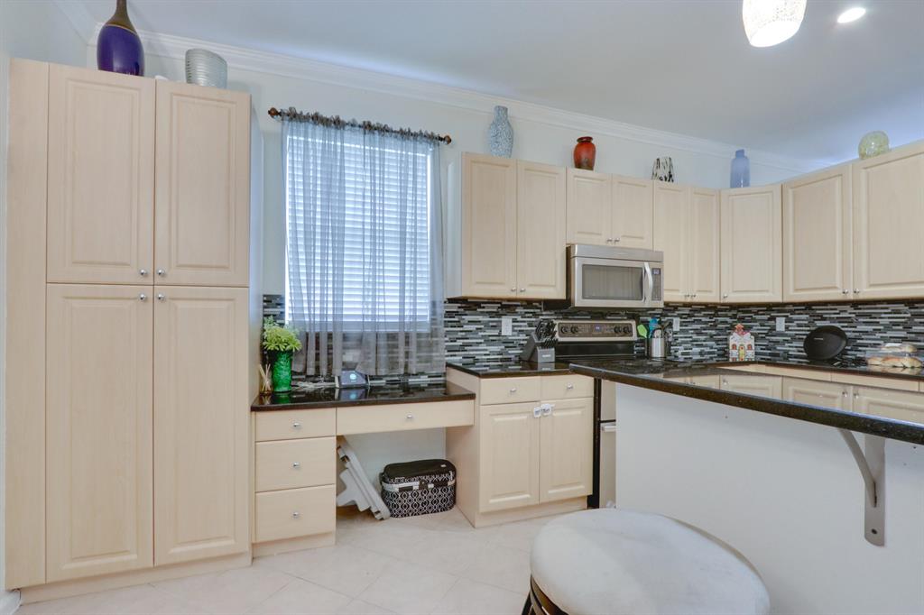 MADISON GREEN 1 PARS A, H AND K - Residential