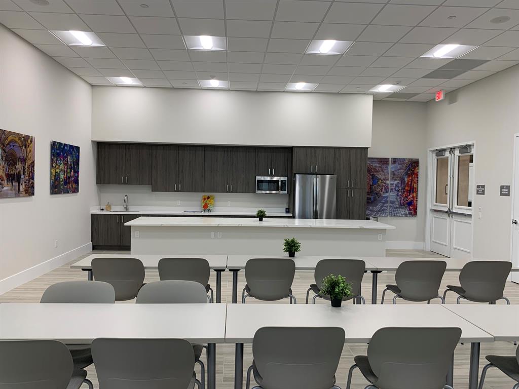 VALENCIA CAY/RIVERLAND - Residential