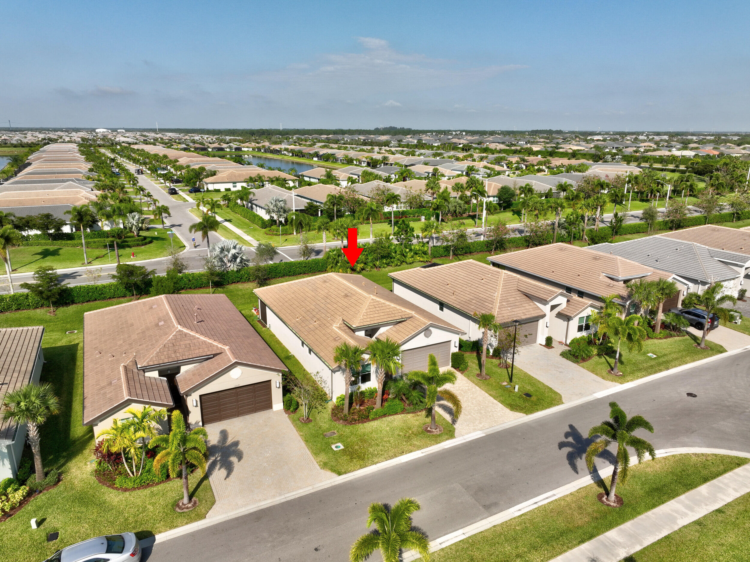 VALENCIA CAY/RIVERLAND - Residential