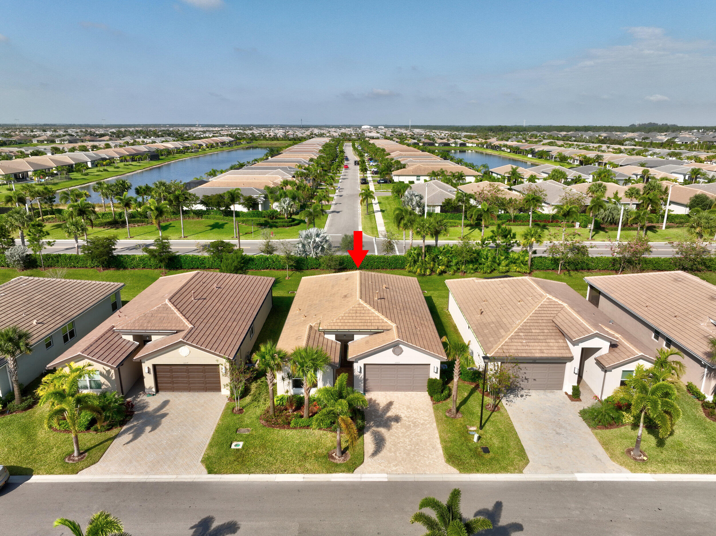 VALENCIA CAY/RIVERLAND - Residential