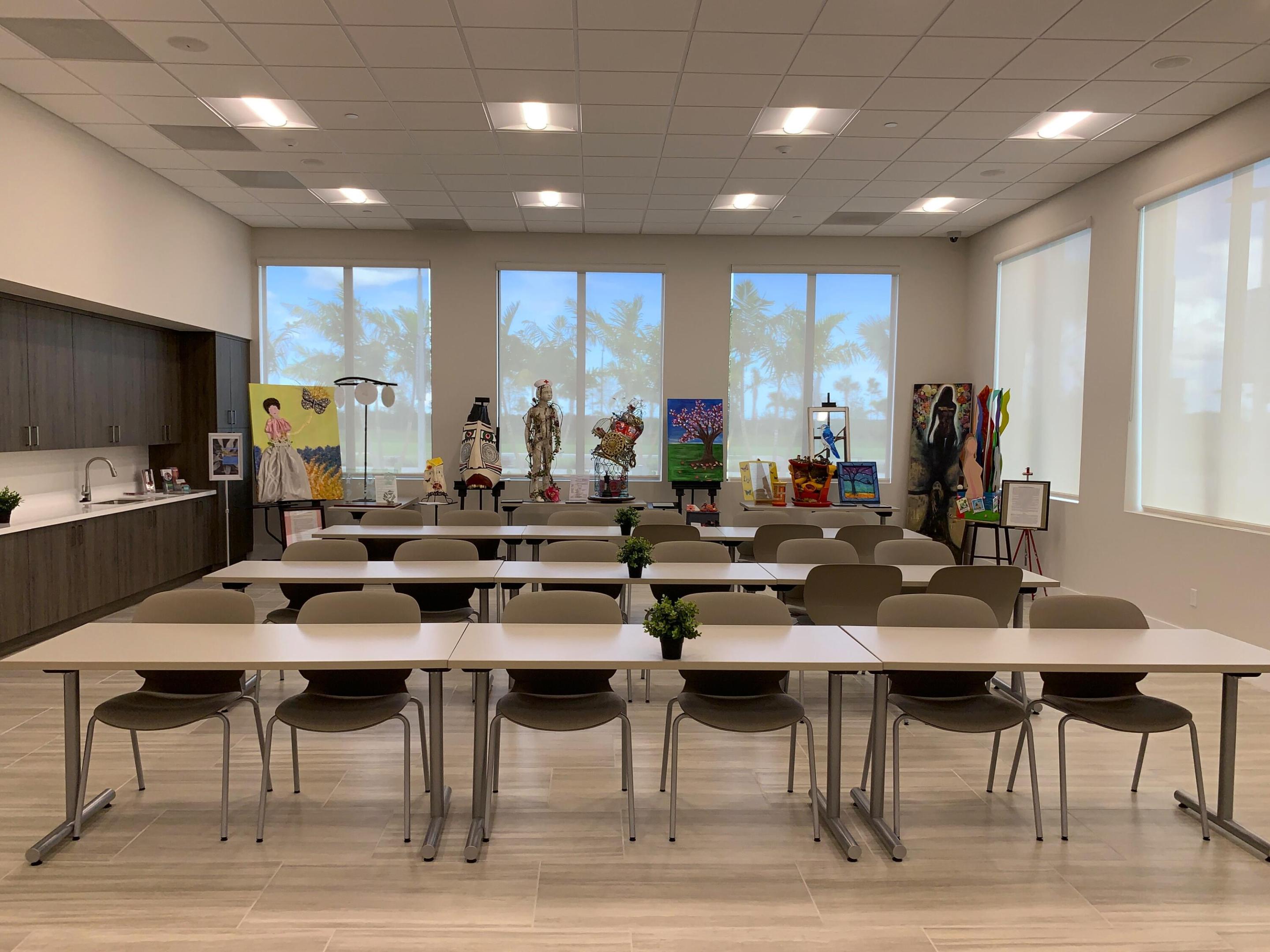 VALENCIA CAY/RIVERLAND - Residential