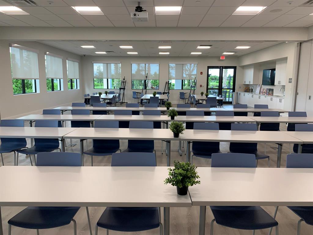 VALENCIA CAY/RIVERLAND - Residential