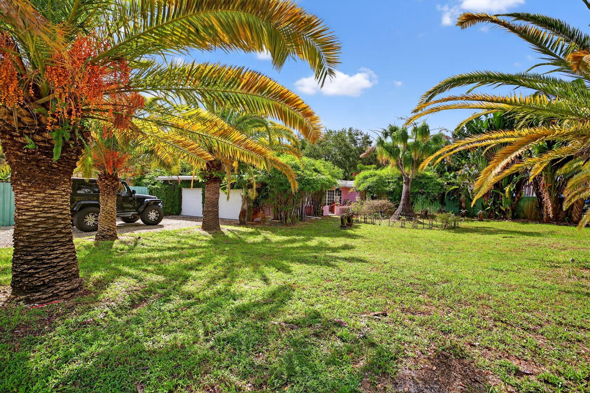 This 3/3 home with a two car garage sits on one of the largest lots in Poinsettia Heights with plenty of room for a pool! In addition fence encloses the backyard. This home is located in a charming neighborhood minutes to the beach and downtown Ft. Lauderdale. Come be a part of this fast developing area. Bring your color palette and creative touch to make this house your own.
