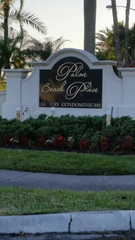 Photo of 1620 Balfour Point Drive, West Palm Beach, FL 33411 (MLS # B26075962)