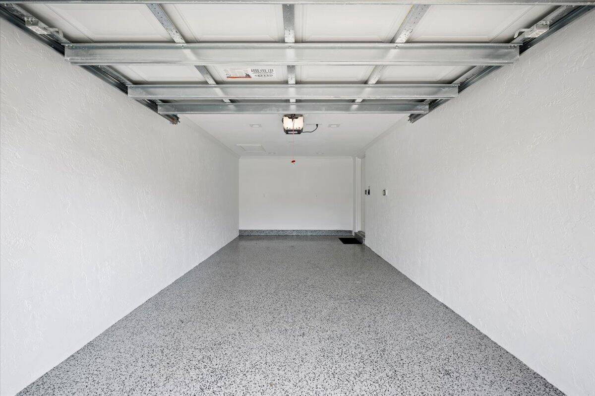 SEA OATS OF JUNO BEACH CO - Residential Lease