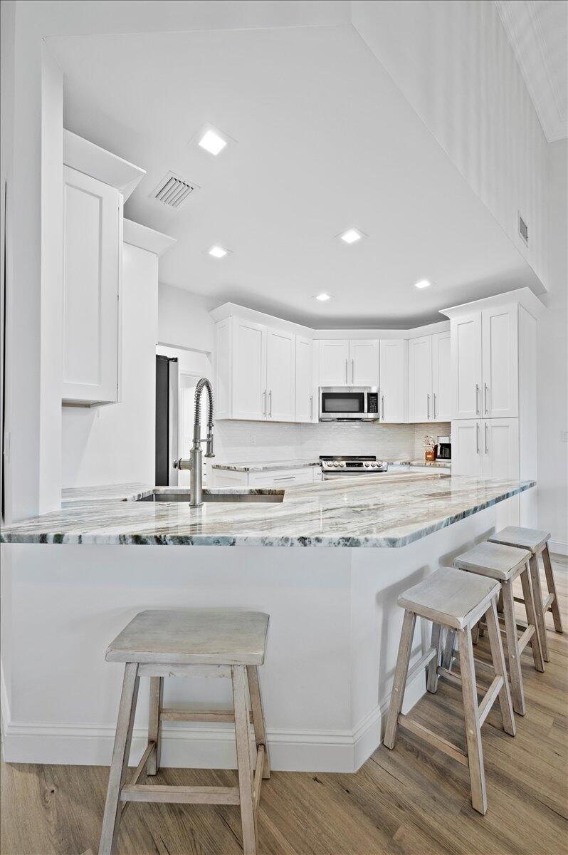 SEA OATS OF JUNO BEACH CO - Residential Lease