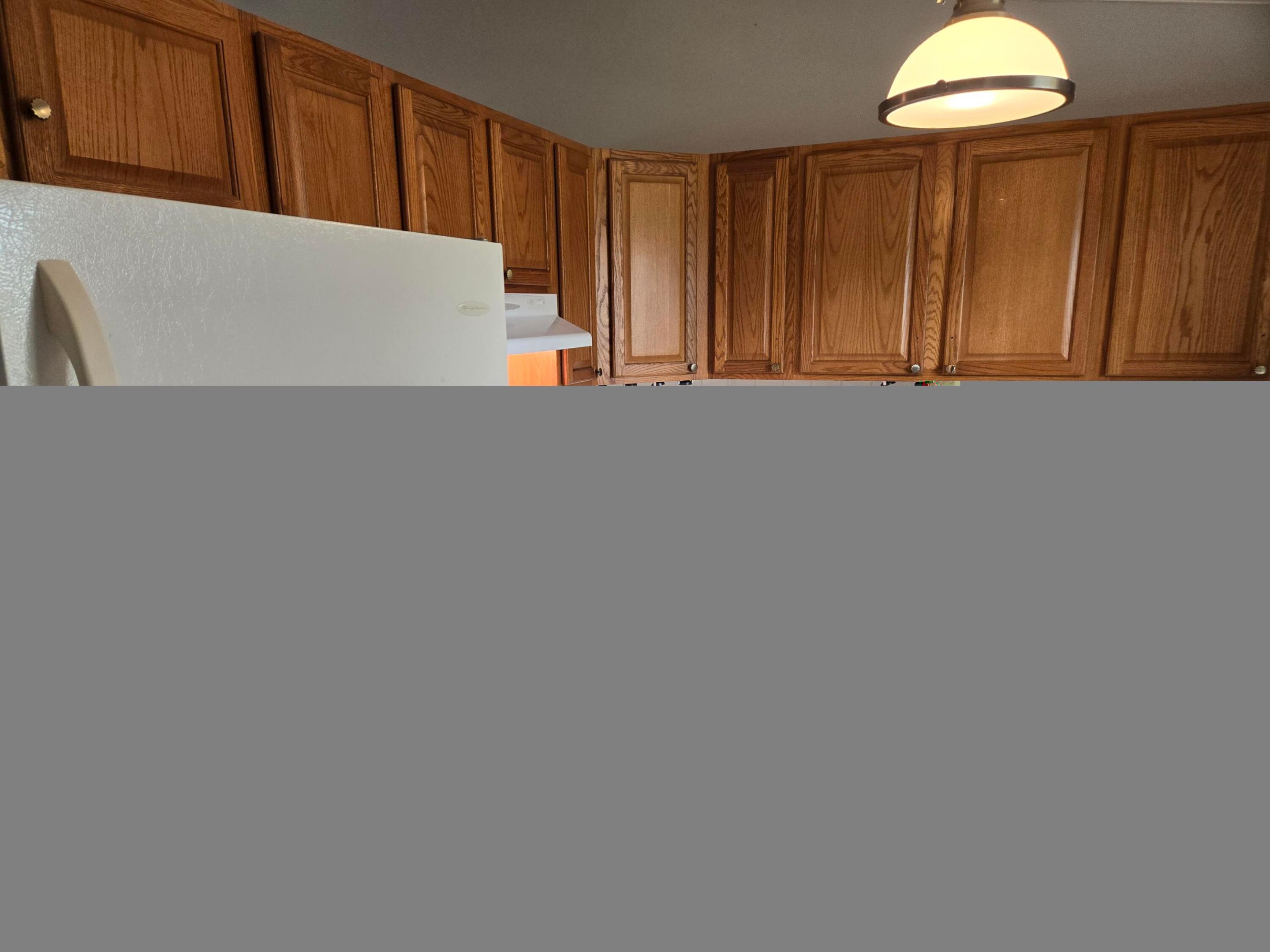 LAKE ISLAND - Residential