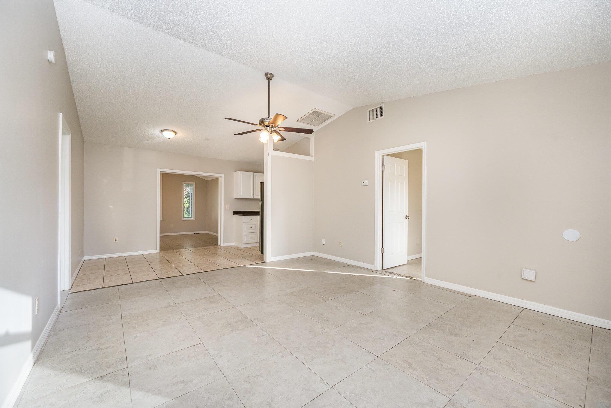 PORT ST LUCIE SECTION 18 - Residential