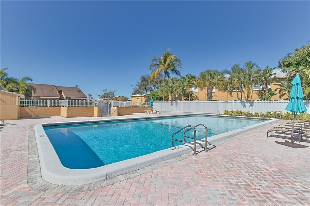 Arrowhead Golf and Tennis - Residential