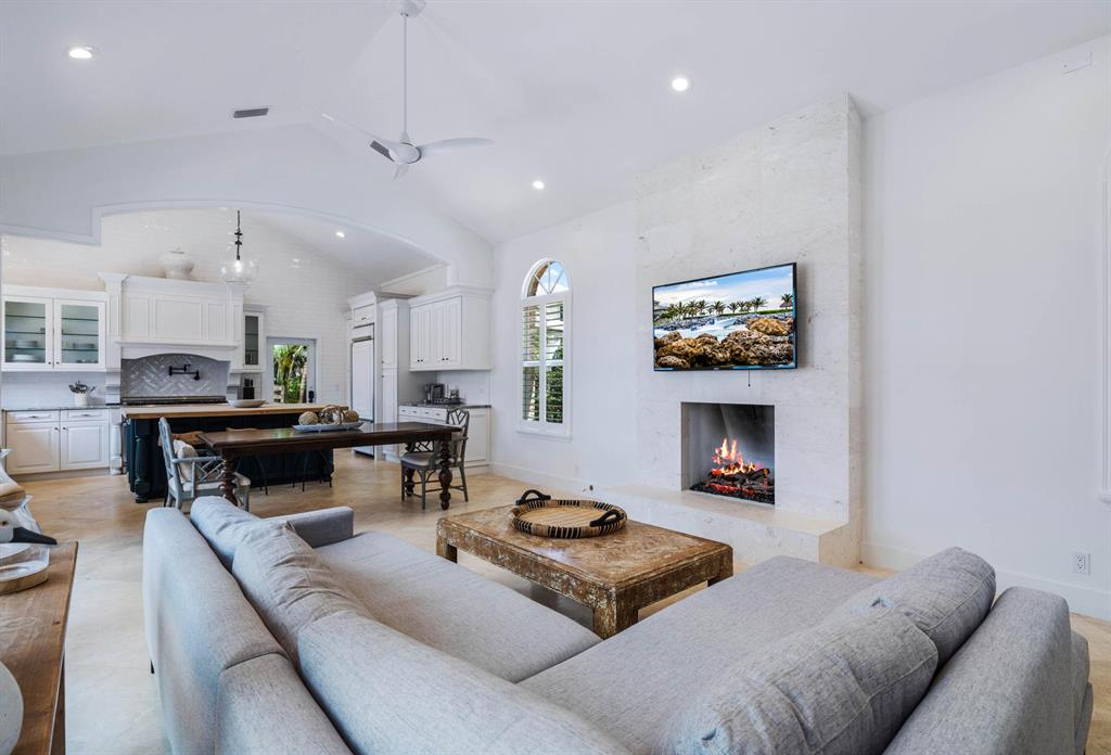 PALM BEACH LAKE WORTH EST - Residential