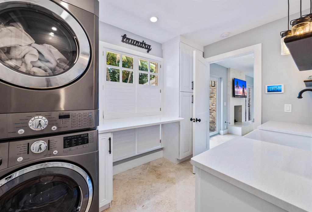 PALM BEACH LAKE WORTH EST - Residential