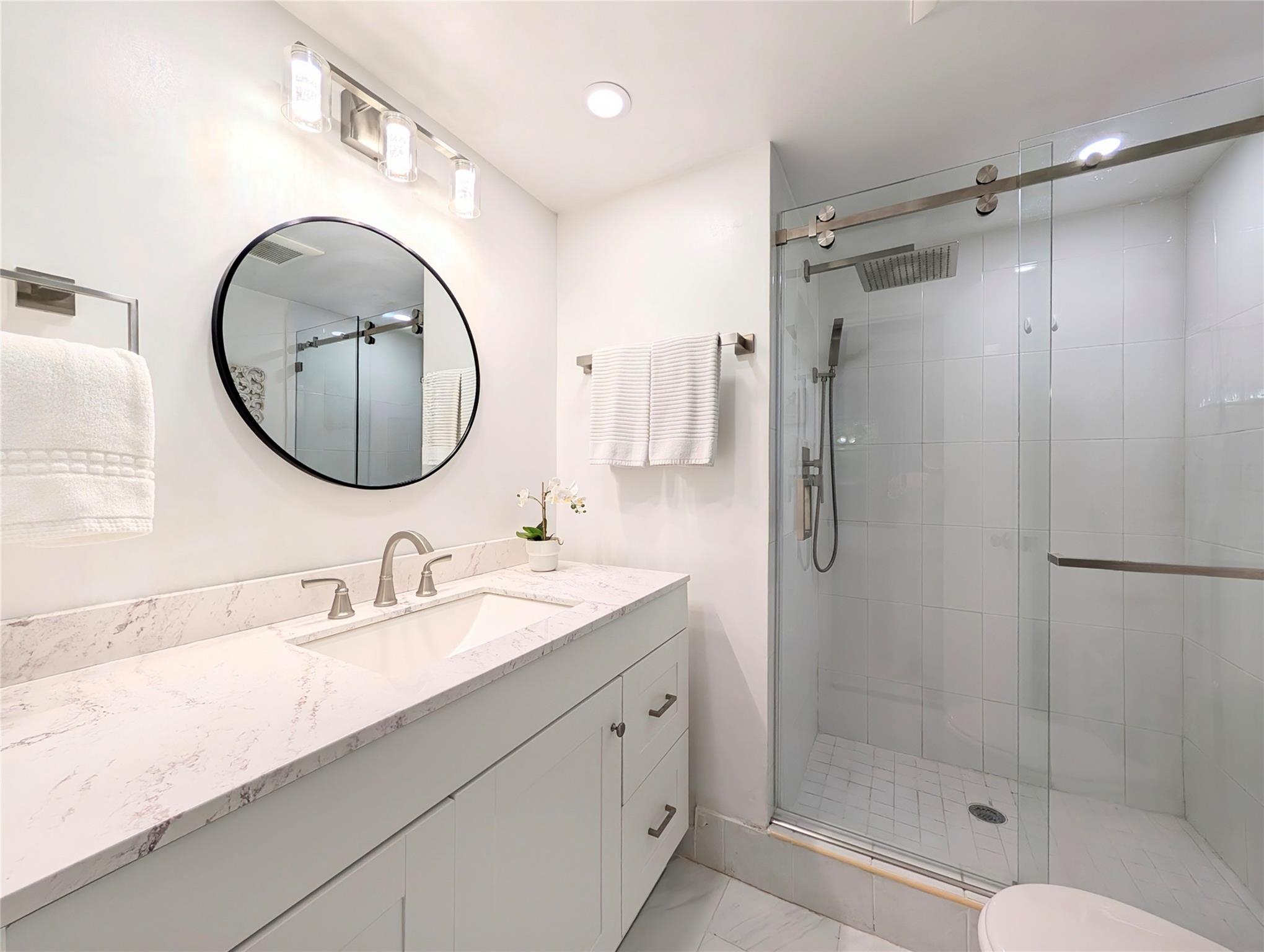 Schedule your appointment to see this BEAUTIFULLY UPDATED UNIT, and get ready to make an offer! Enjoy being part of Sunrise Lakes and everything it has to offer: Theater, fitness center, billiard room, shuffle boards, tennis courts, shuttle bus, golfing nearby, and so much more. Close to shopping, restaurants, Banks, the Sawgrass Mills Mall, and just minutes to the beach. Not in the mood to go out? Stay home and enjoy the view to the canal from your enclosed balcony. RENOVATIONS WERE MADE FOR YOU: Porcelain floors througout, moderns kitchen and bathroom cabinetry, stone counter tops, barn glass doors in bathrooms, LED lightfixtures... Check the photos and fall in love! Per COA: All residents must be 55+, Min FICO 650, Min Annual Income $20K (last 3 years), Min Down 20%, No Lease, No Pets.