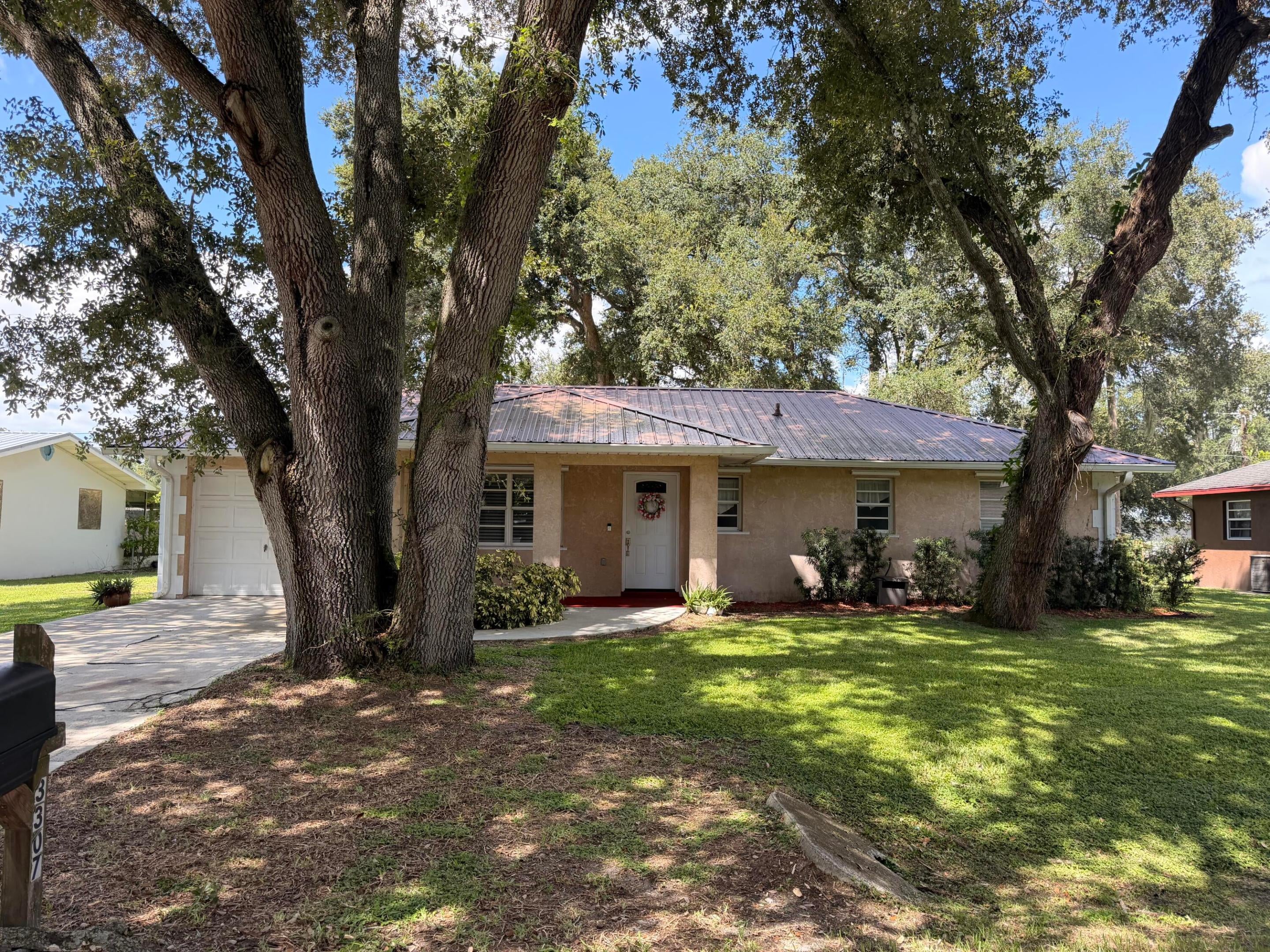3307 SW 17TH Street
