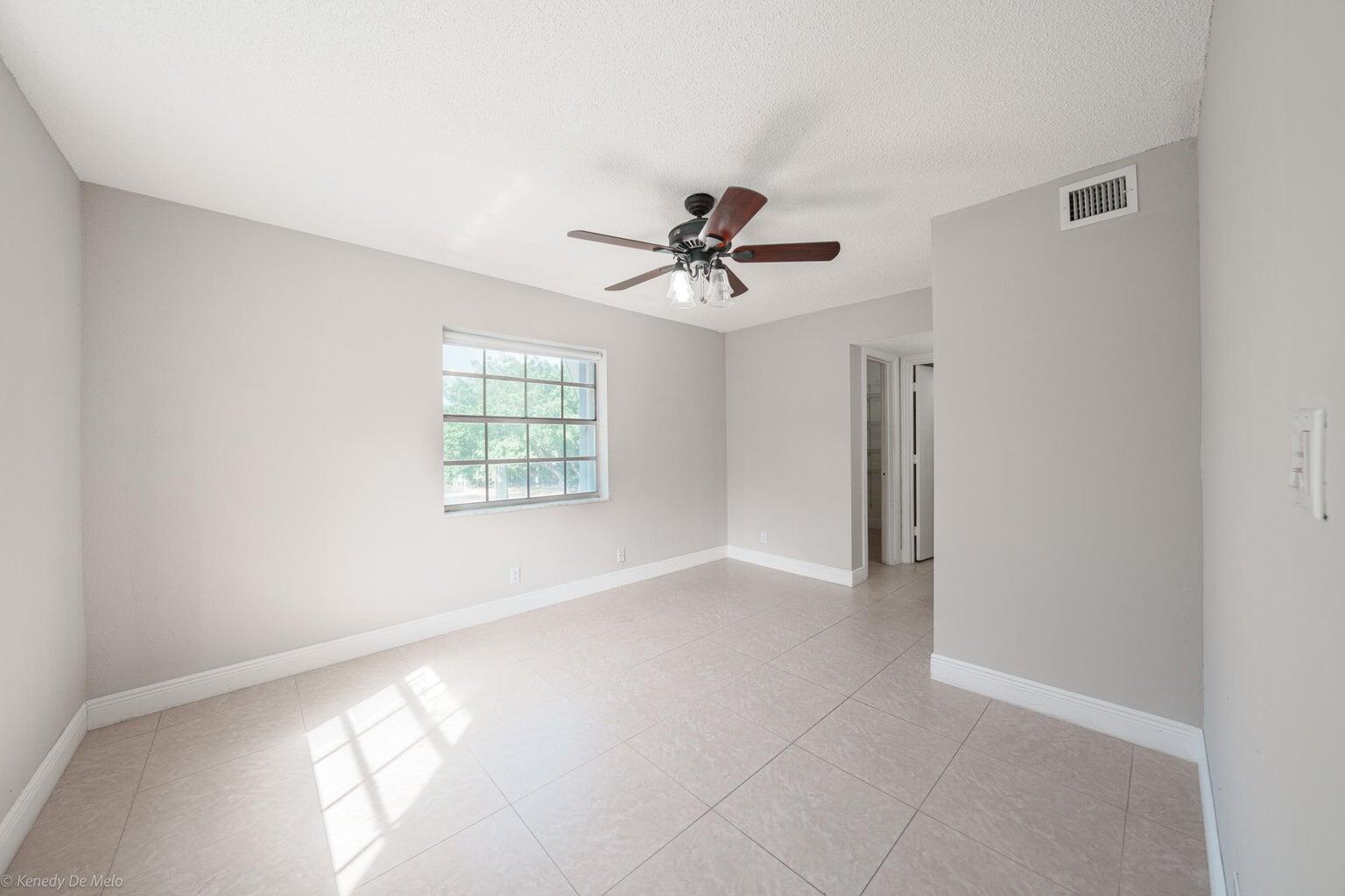 BROOKFIELD GARDENS NORTH - Residential Lease