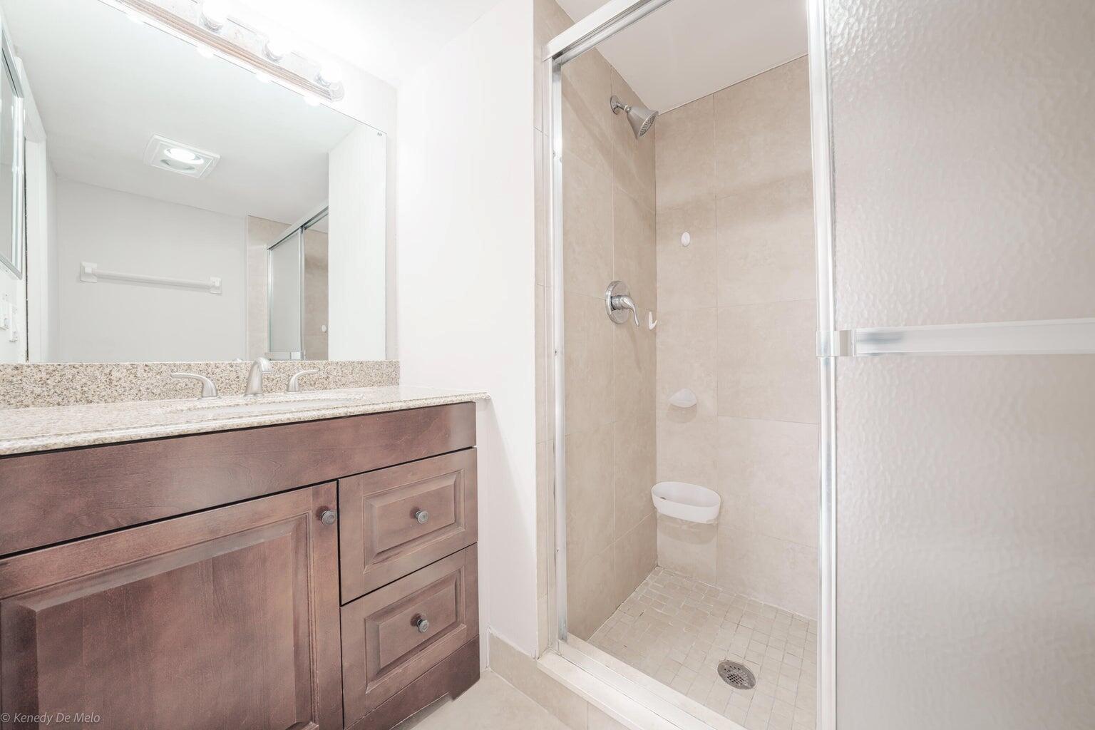 BROOKFIELD GARDENS NORTH - Residential Lease