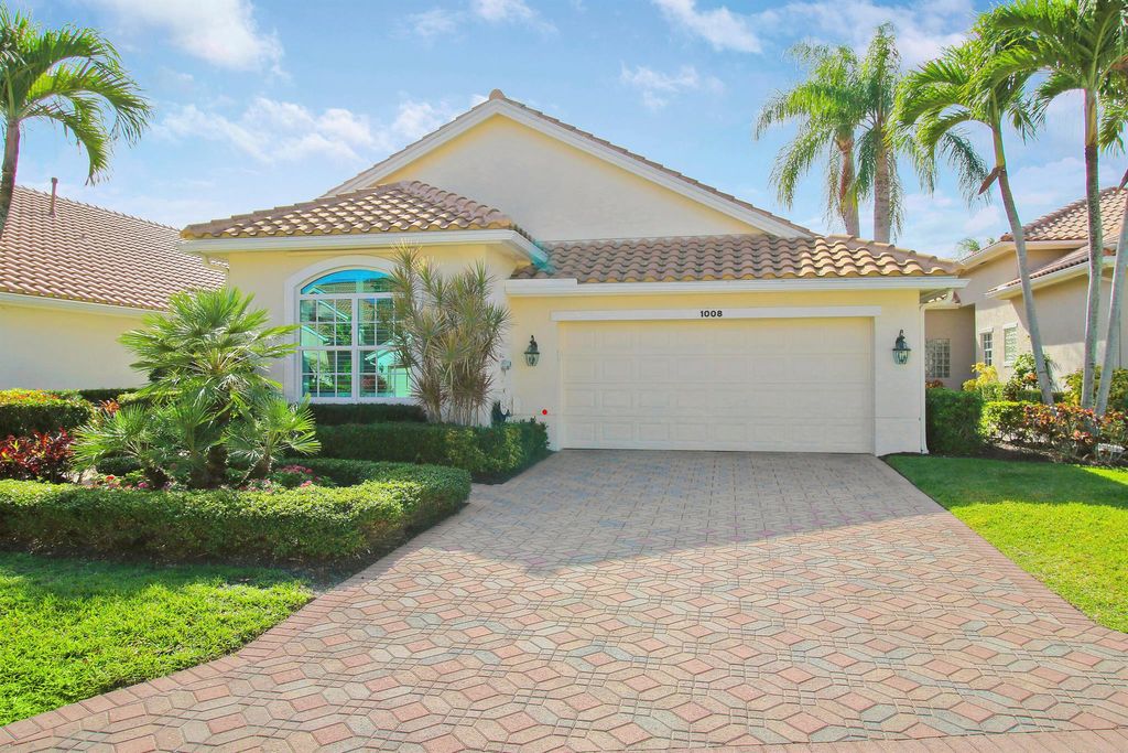 Photo of 1008 Diamond Head Way, Palm Beach Gardens, FL 33418 (MLS # R10963074)