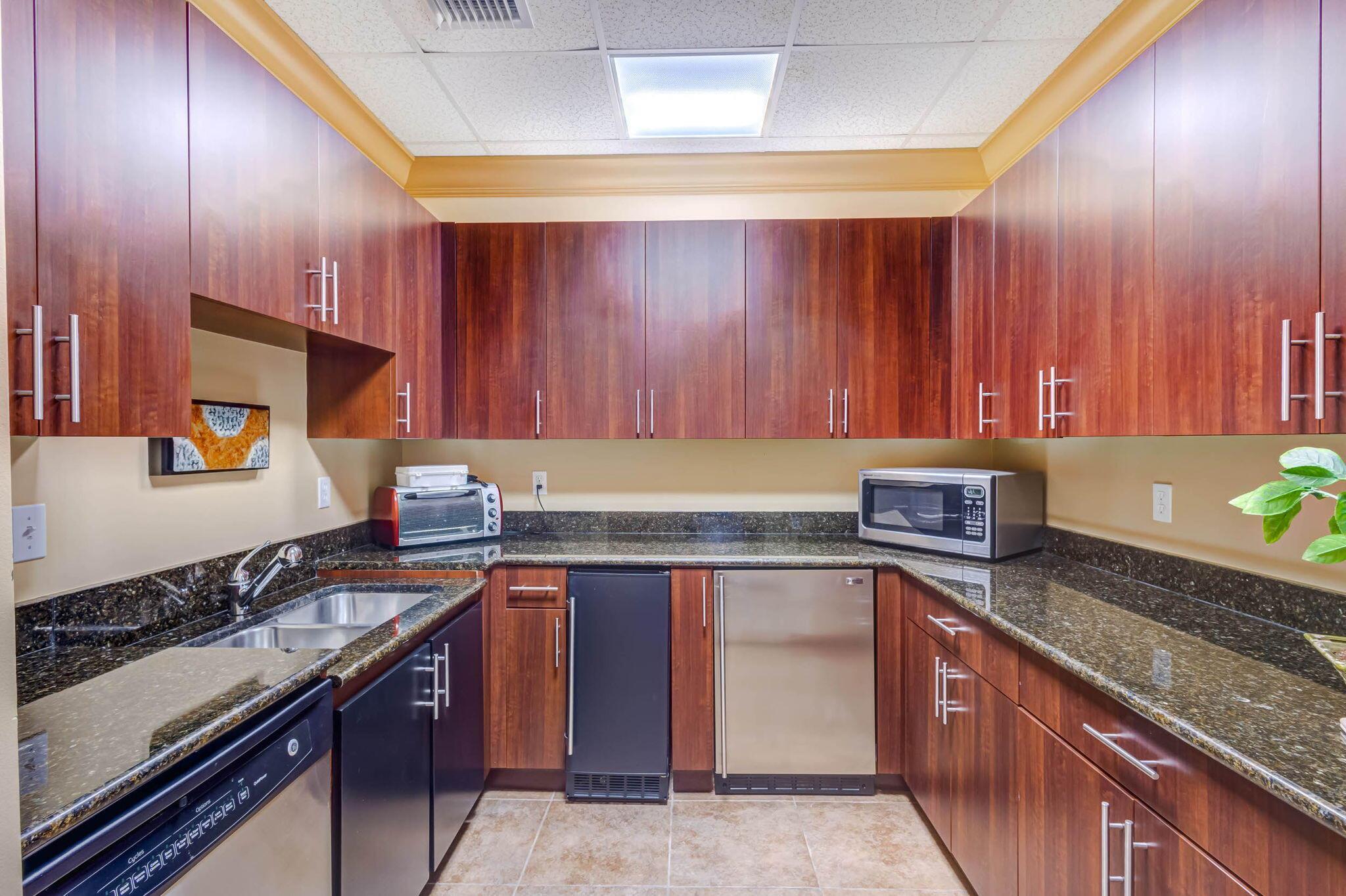 RESIDENCES AT MIDTOWN CON - Residential