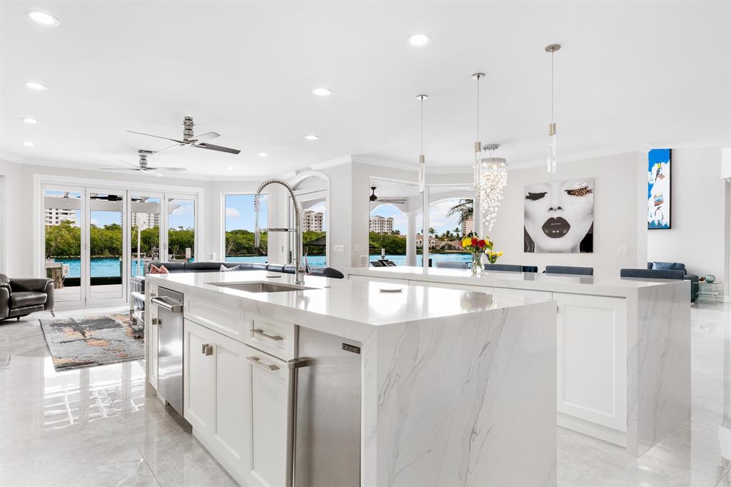 BOCA HARBOUR ISLAND SEC - Residential