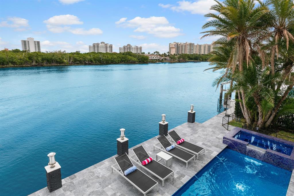 BOCA HARBOUR ISLAND SEC - Residential