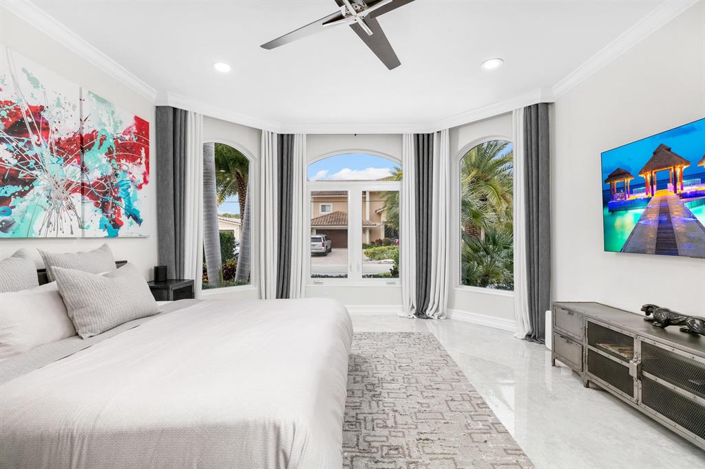 BOCA HARBOUR ISLAND SEC - Residential