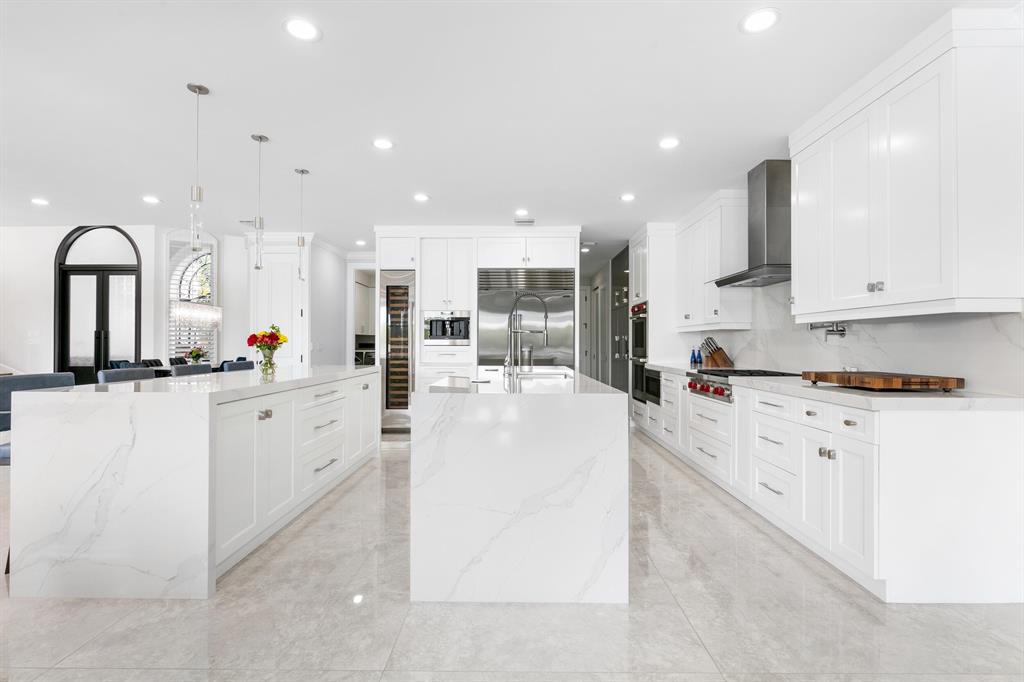 BOCA HARBOUR ISLAND SEC - Residential