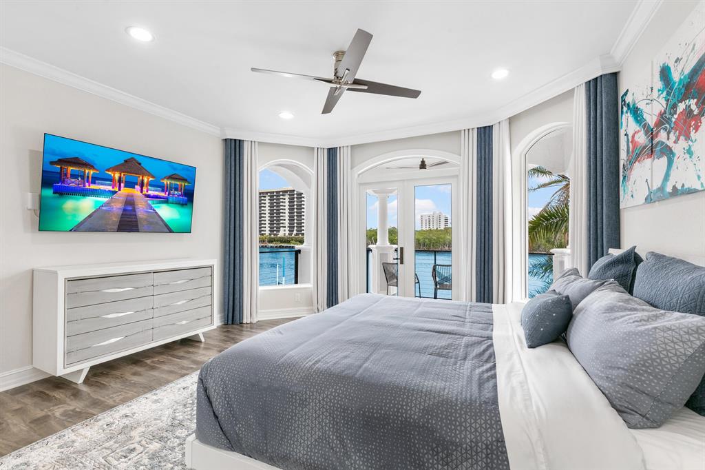 BOCA HARBOUR ISLAND SEC - Residential