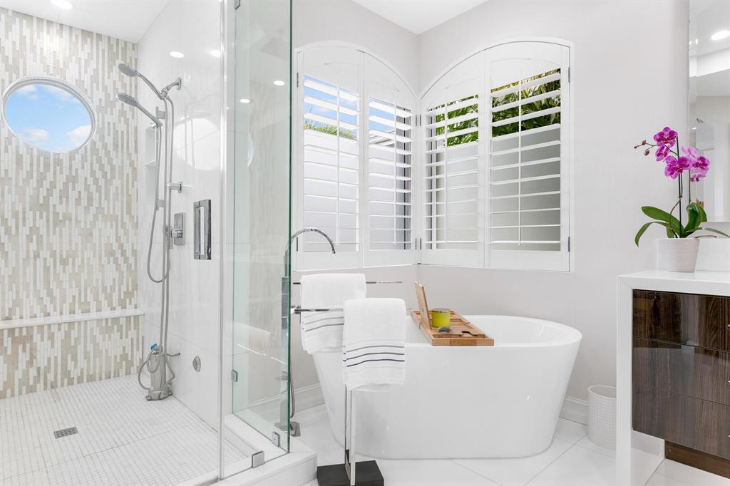 BOCA HARBOUR ISLAND SEC - Residential